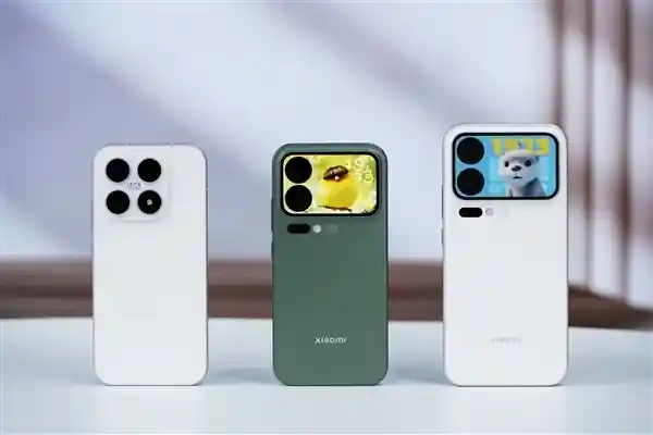 小米17标准版1TB震撼开售!卢伟冰曝全系销量同比暴增超20%